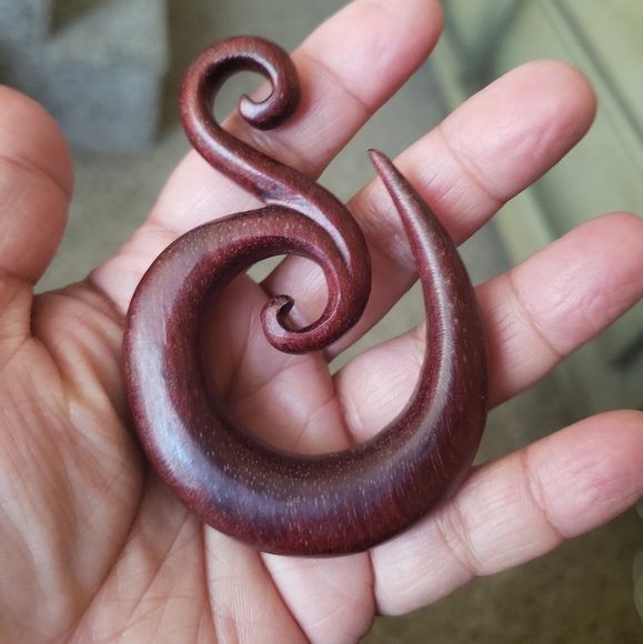 Ear Expander - Picture 2 of 8